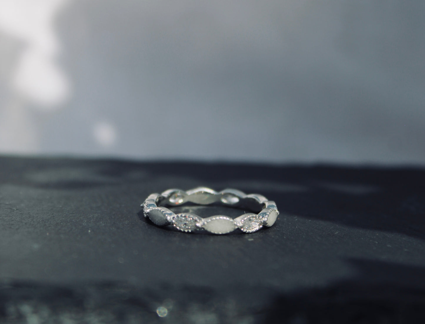 Cyra Ring