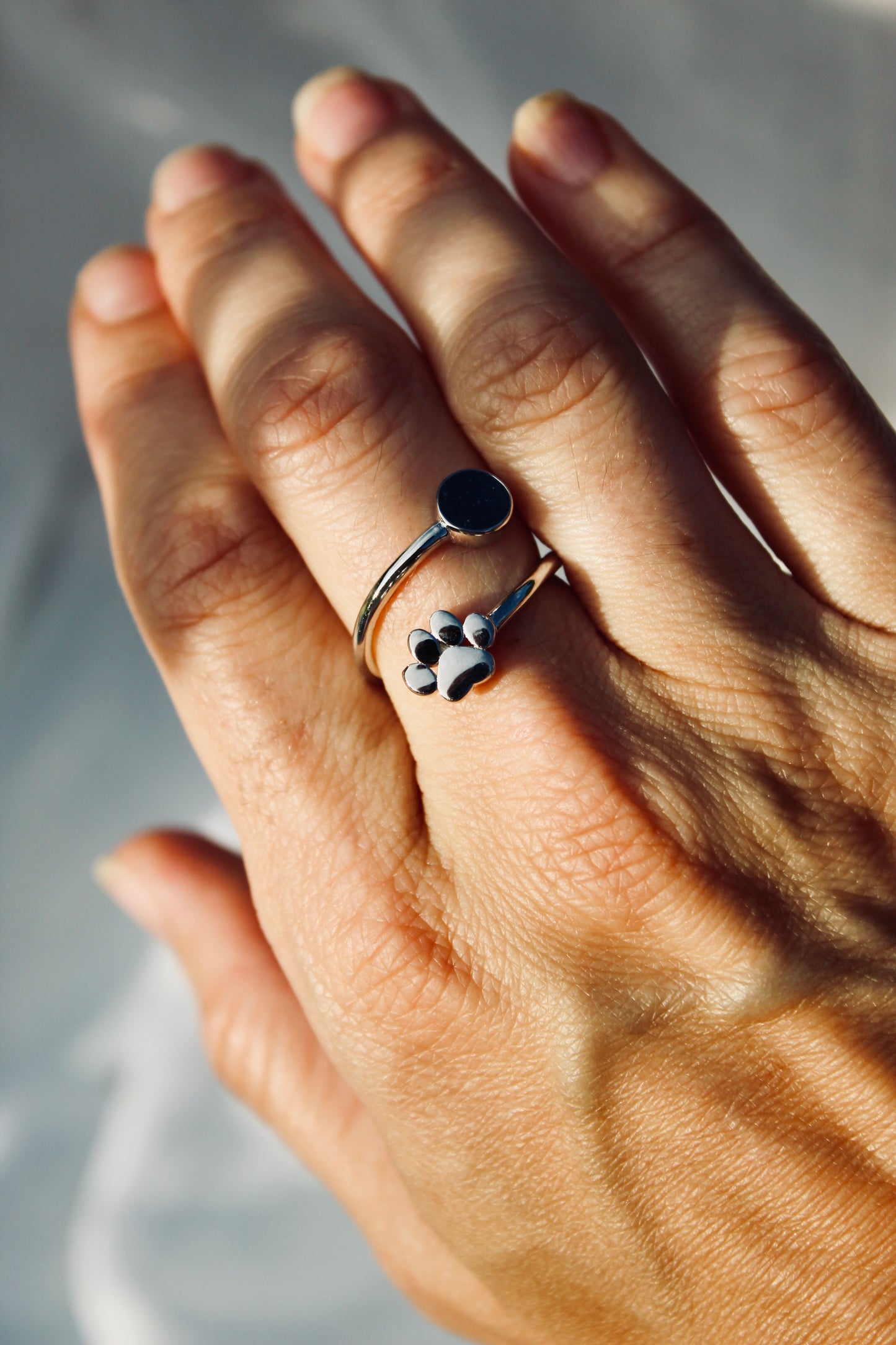 Leo Ring