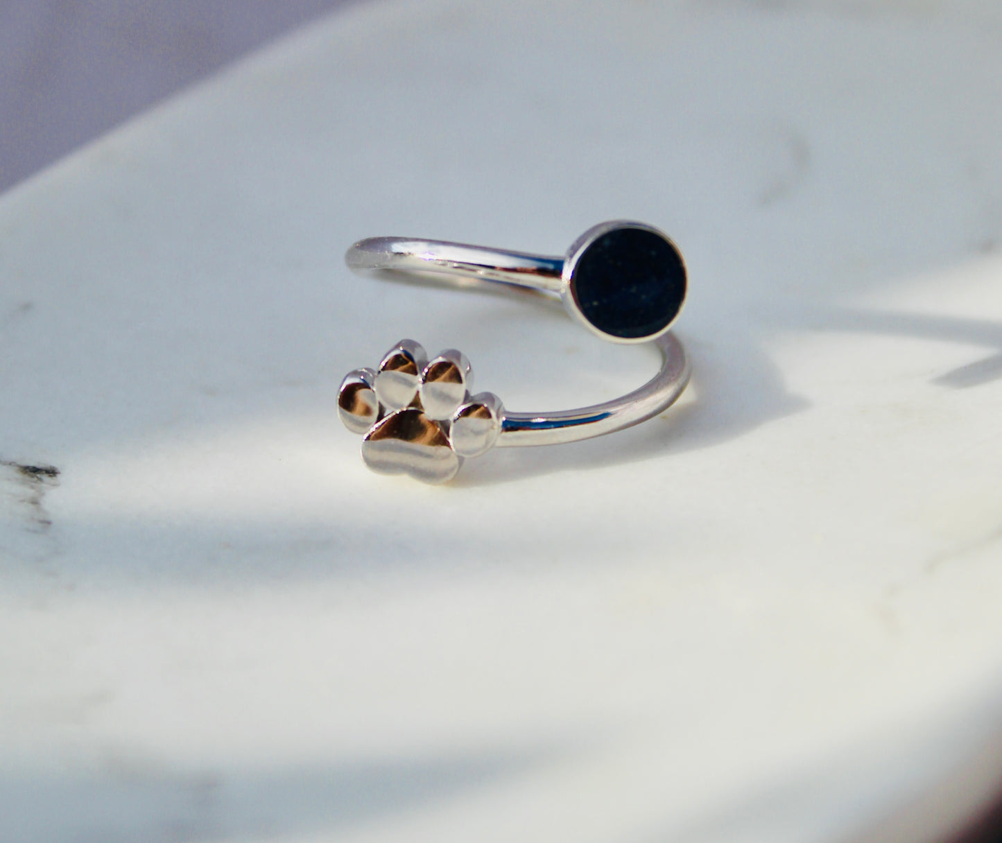 Leo Ring